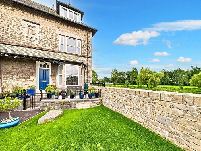 3 Bedroom Semi-Detached House For Sale In Melrose Place, Kendal, LA9