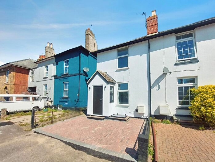 2 Bedroom Semi-detached House To Rent In London Road, Teynham, Sittingbourne, Kent, ME9
