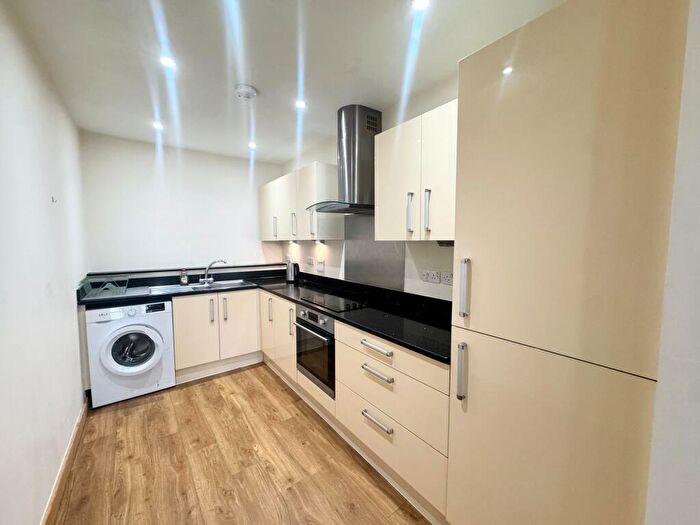 1 Bedroom Flat To Rent In Parkstone Road, Thornton House, BH15
