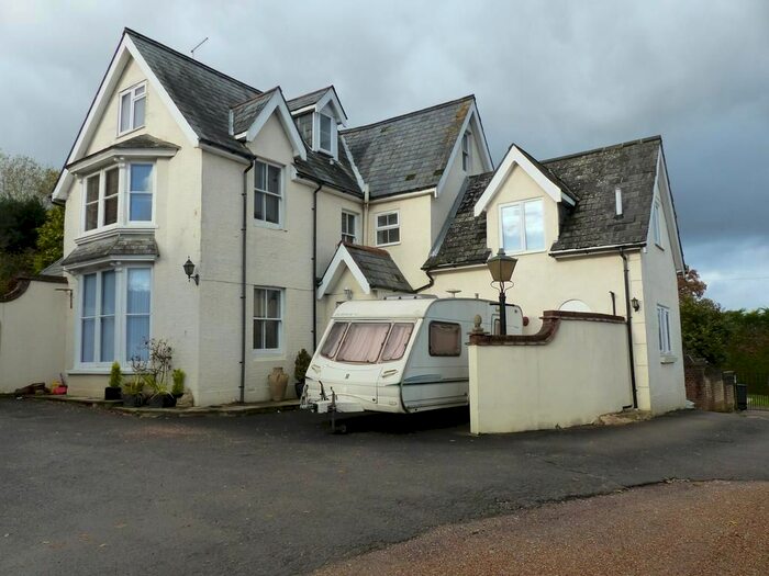 5 Bedroom Semi-Detached House To Rent In Pulens Lane, Petersfield, GU31