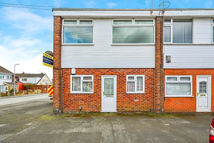 2 Bedroom Flat For Sale In Rainbow Drive, Melling, Liverpool, Merseyside, L31