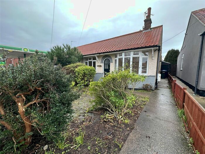 3 Bedroom Bungalow To Rent In Kirkley Run, Lowestoft, Suffolk, NR33