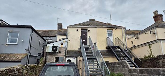 2 Bedroom Flat For Sale In First Floor Flat, Wolseley Road, Plymouth, PL5