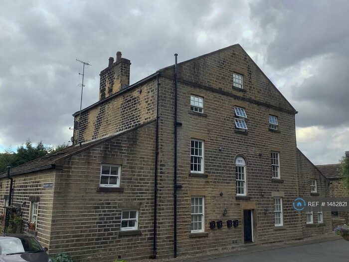 2 Bedroom Flat To Rent In Midhope Court, Midhopestones, Sheffield, S36