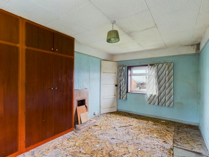 2 Bedroom Semi-Detached House For Sale In Penallt Estate, Llanelly Hill, NP7