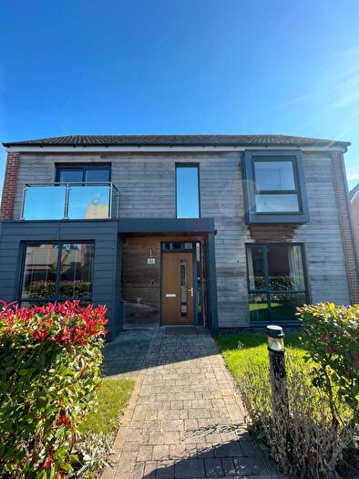 4 Bedroom Detached House To Rent In Cheshire Avenue, Locking, BS24