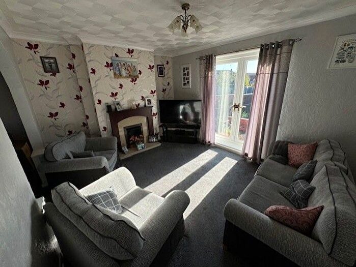 3 Bedroom Semi-Detached House For Sale In West Street, South Kirkby, Pontefract, WF9