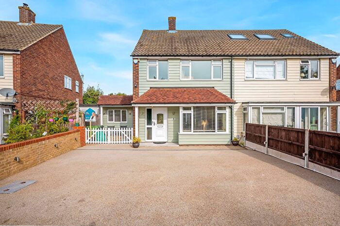 5 Bedroom Semi Detached House For Sale In Whitegates Avenue, West Kingsdown, TN15