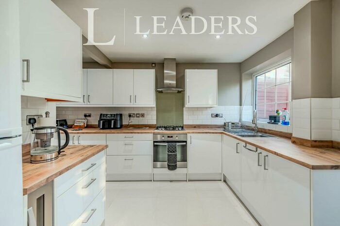 3 Bedroom Terraced House To Rent In Ashdown Drive, Tilgate, RH10