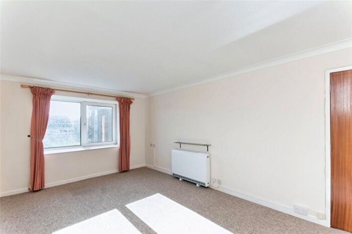 1 Bedroom Apartment For Sale In Homegate House, Eastbourne, BN21