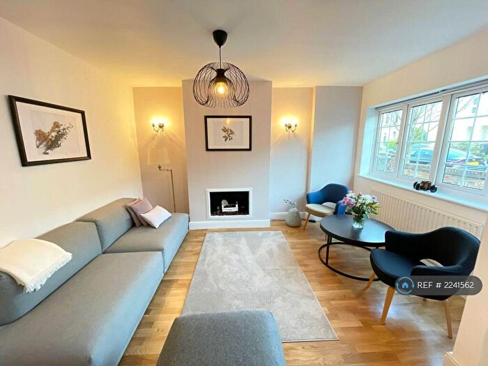 2 Bedroom Terraced House To Rent In Walpole Road, London, E18