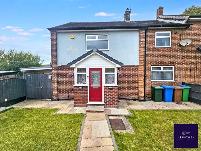 3 Bedroom Terraced House For Sale In Whinfell Drive, Middleton, Manchester, M24