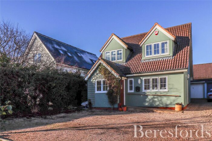 3 Bedroom Detached House For Sale In Ambleside, Dunmow Road, CM7