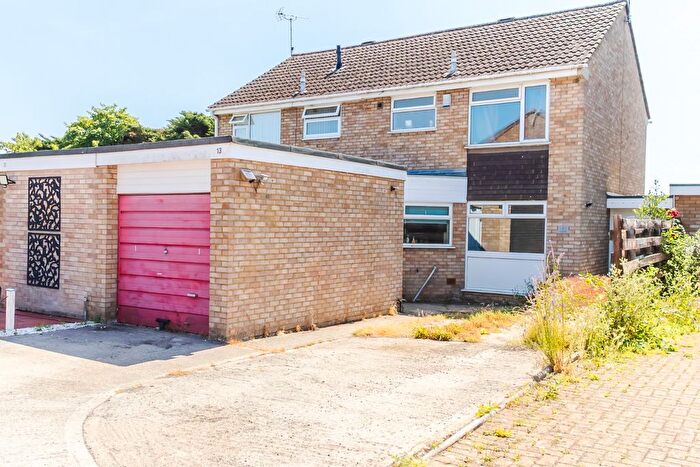 3 Bedroom Semi-Detached House For Sale In Harrow Close, Swindon, Wiltshire, SN3
