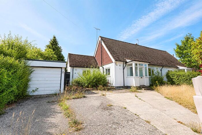 3 Bedroom Semi Detached Bungalow For Sale In Woodside Road, Sundridge, Sevenoaks, TN14
