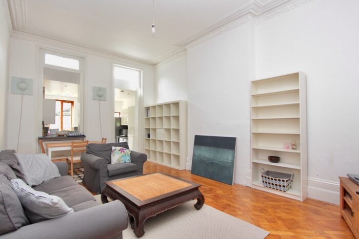 2 Bedroom Flat To Rent In Osbaldeston Road, Stoke Newington, London, N16