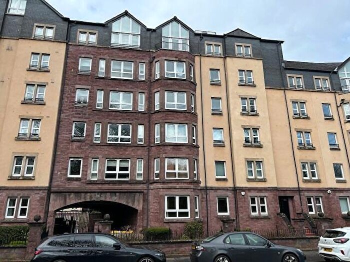 2 Bedroom Flat To Rent In Crow Road, West End, Glasgow, G11