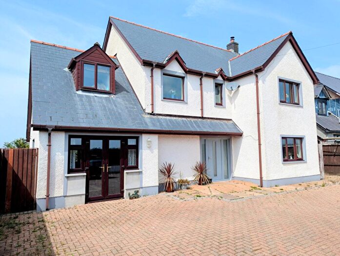 5 Bedroom Detached House For Sale In Beeches, Clynderwen, Pembrokeshire., SA66