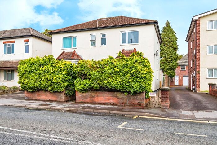 1 Bedroom Flat For Sale In Shirley Road, Southampton, Hampshire, SO15