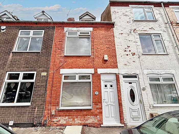 2 Bedroom Terraced House For Sale In Silk Street, Sutton In Ashfield, NG17