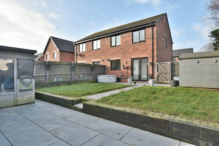3 Bedroom Semi-Detached House For Sale In Yew Tree Close, Leigh, Lancashire, WN7