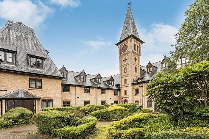 1 Bedroom Apartment For Sale In River Meads, Stanstead Abbotts, Ware, SG12