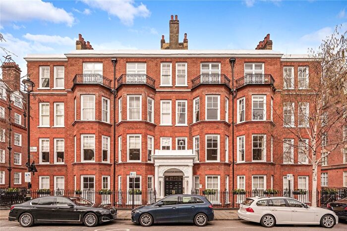 4 Bedroom Flat For Sale In York Street, London, W1H