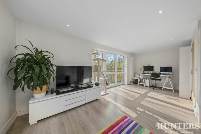 5 Bedroom Semi-Detached House To Rent In Waterside Close, Wembley, Middlesex, HA9