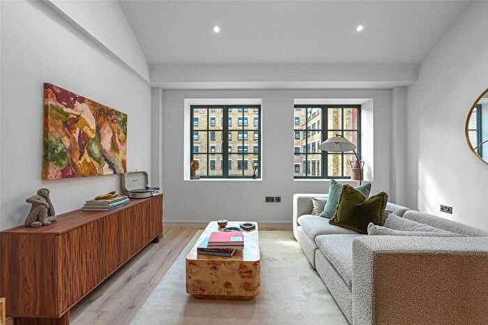 1 Bedroom Studio For Sale In The Threadworks, Hollybush Gardens, Bethnal Green, London, E2