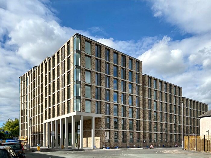 2 Bedroom Apartment To Rent In Burlington Square, Boundary Lane, Manchester, M15