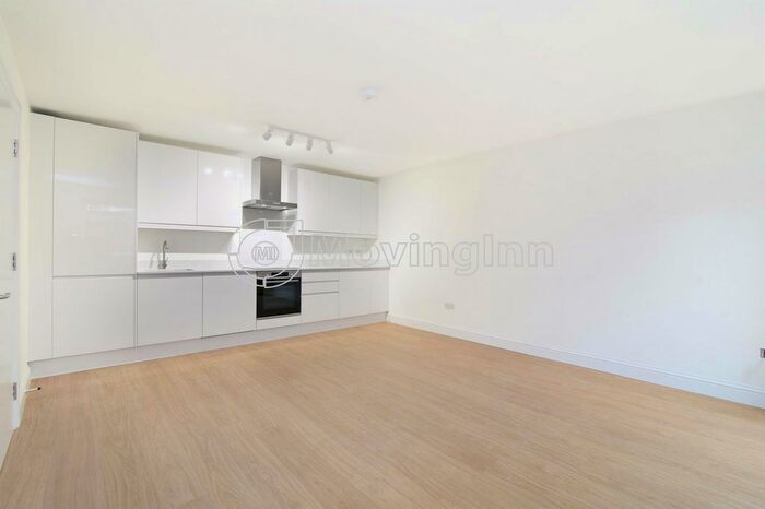 2 Bedroom Flat To Rent In Rutford Road, Streatham, SW16