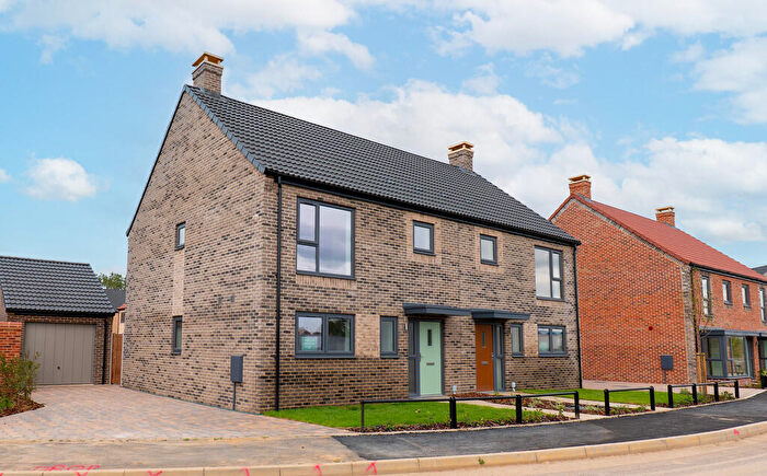 3 Bedroom Semi-Detached House For Sale In St Giles Park, Cringleford, Norwich, NR4