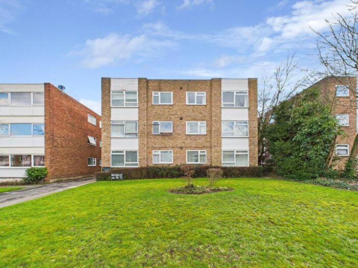 1 Bedroom Flat To Rent In The Park, Sidcup, Kent, DA14