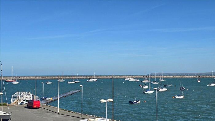 2 Bedroom Flat For Sale In Newry Beach, Holyhead, Isle Of Anglesey, LL65