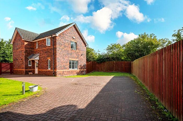 3 Bedroom Detached House For Sale In Rodger Way, Cleland, ML1