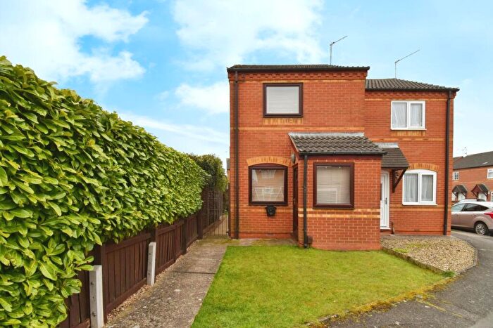 2 Bedroom Semi-Detached House To Rent In Clipstone Gardens, Wigston, LE18