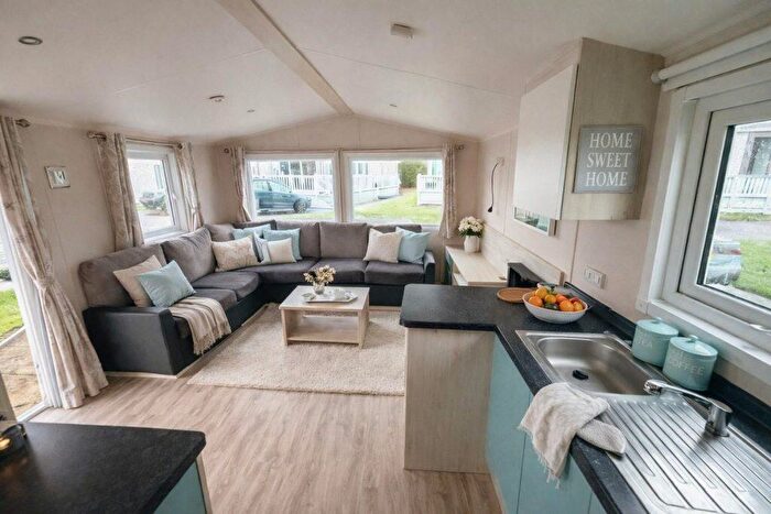 2 Bedroom Park Home For Sale In Carlton Meres Holiday Park, IP17