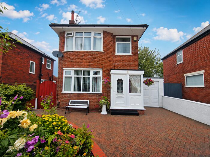 3 Bedroom Detached House For Sale In Salmesbury Avenue, Bispham, FY2