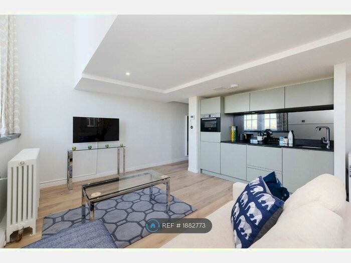 1 Bedroom Flat To Rent In Mcdonald Road, Edinburgh, EH7