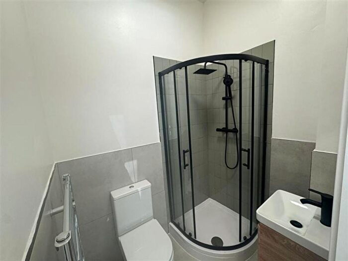 1 Bedroom Studio To Rent In St. James's Road, Croydon, CR0