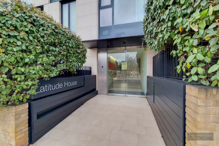 2 Bedroom Apartment To Rent In Latitude House, Oval Road, London, NW1