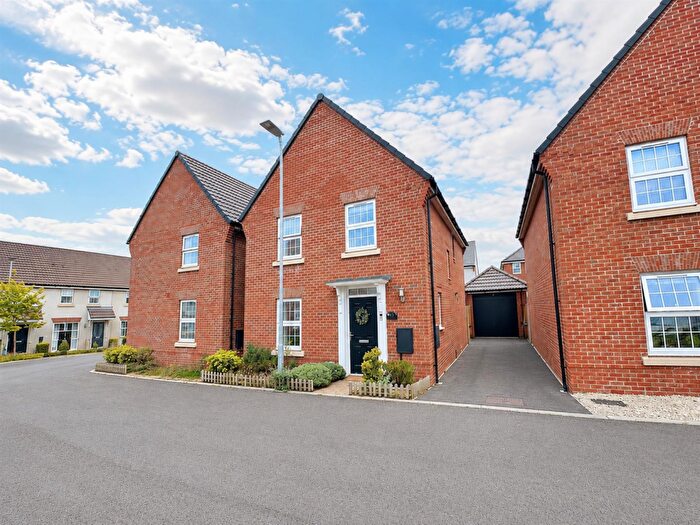 4 Bedroom Detached House For Sale In Condor Place, Newent, GL18