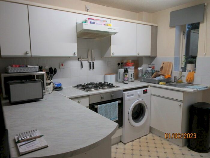 1 Bedroom Terraced House To Rent In Earlstoke Close, Banbury, Oxon, OX16