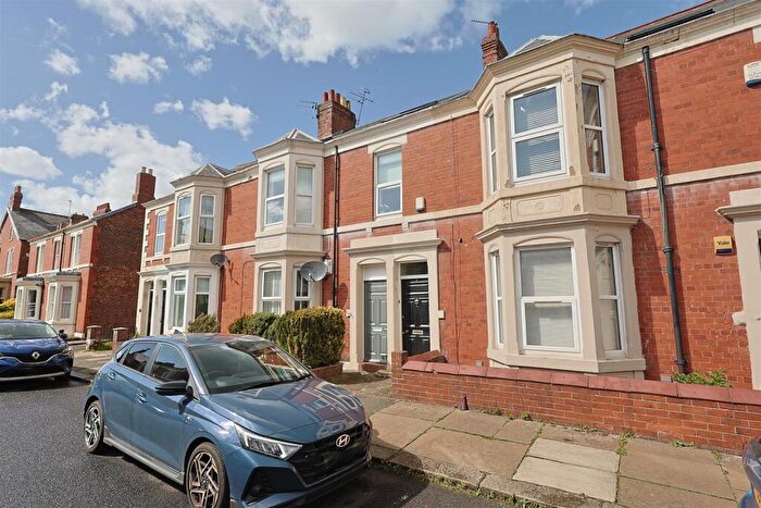 6 Bedroom Maisonette To Rent In Holmwood Grove, Jesmond, Newcastle Upon Tyne, NE2