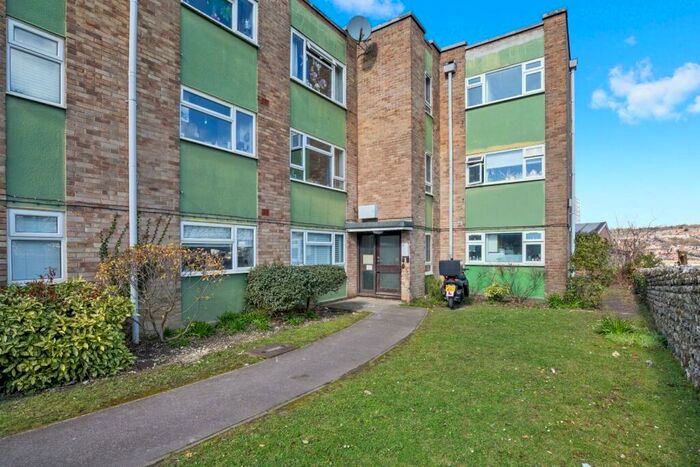 Studio To Rent In Ditchling Road, BN1