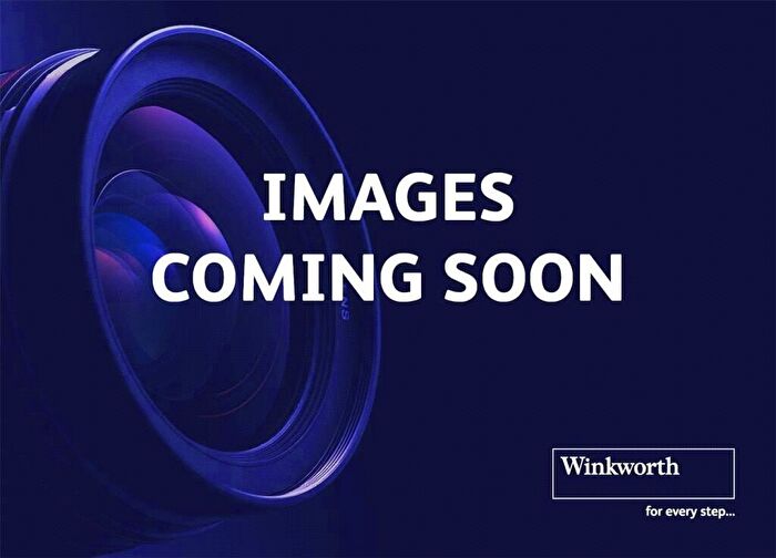 2 Bedroom House To Rent In Colfe Road, London, SE23