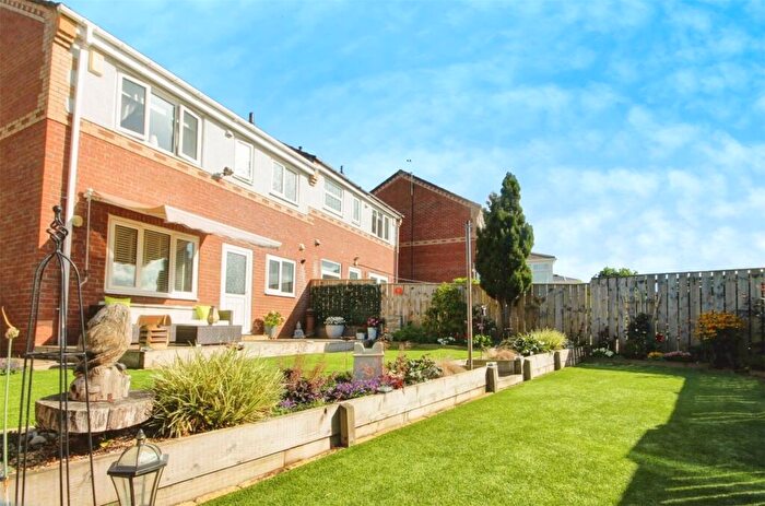 3 Bedroom Semi Detached House For Sale In Braemar Court, Blackhill, Consett, DH8