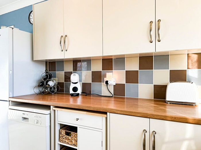 2 Bedroom Detached Bungalow For Sale In Bottesford, DN16