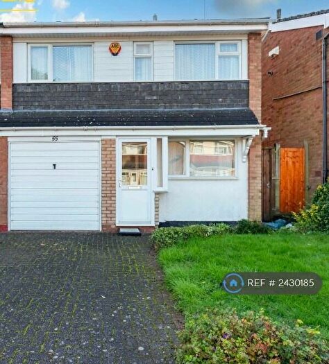 3 Bedroom Semi-Detached House To Rent In Derry Close, Birmingham, B17