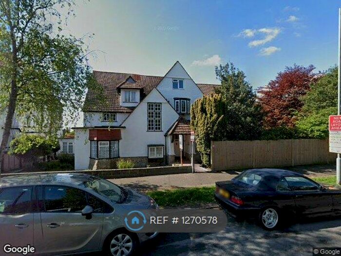 2 Bedroom Flat To Rent In Collington Avenue, Bexhill-On-Sea, TN39